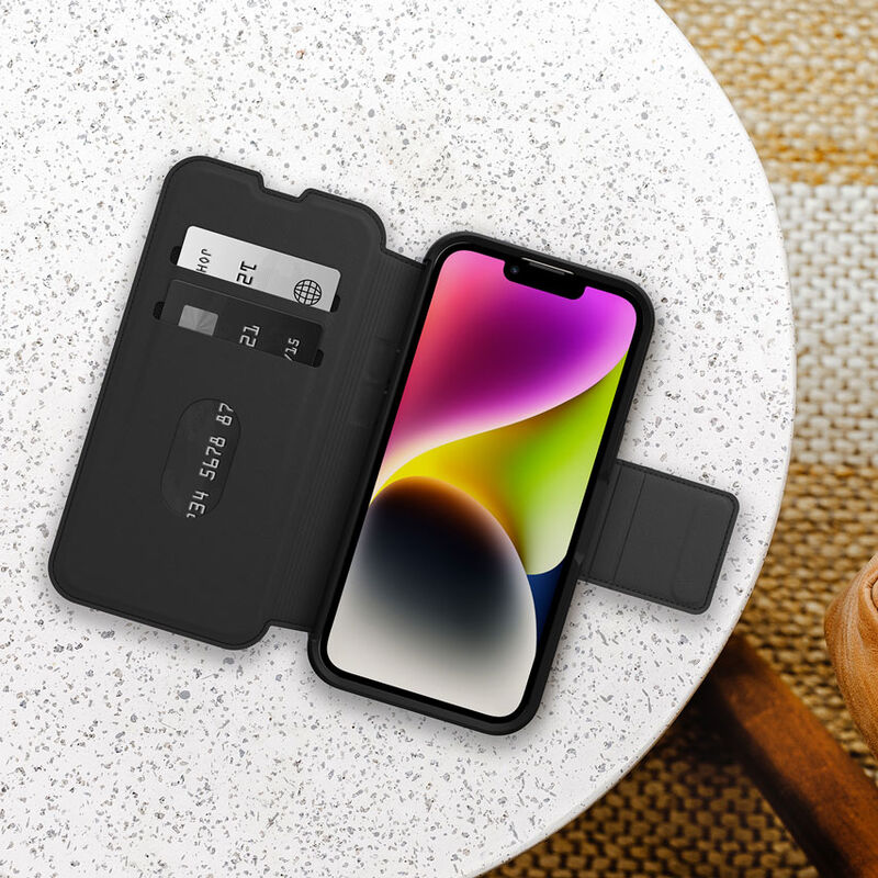 product image 4 - iPhone 16e y iPhone 14 Funda Strada Series Folio Funda