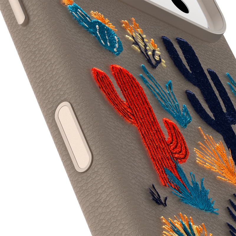 product image 3 - Coque iPhone 17 Pro Symmetry Series Cactus Leather Embroidery