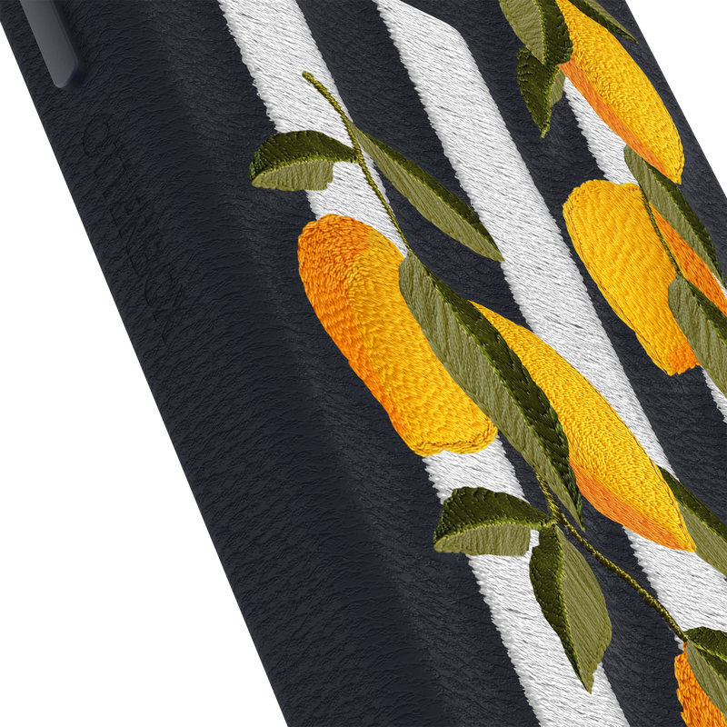 product image 3 - iPhone 16e and iPhone 15 Case Symmetry Series Cactus Leather Embroidery